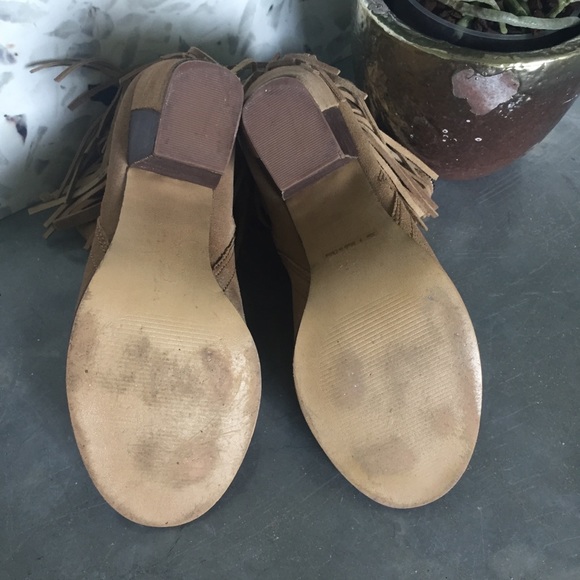 Dolce Vita - Promise Fringe Bootie - Picture 5 of 8